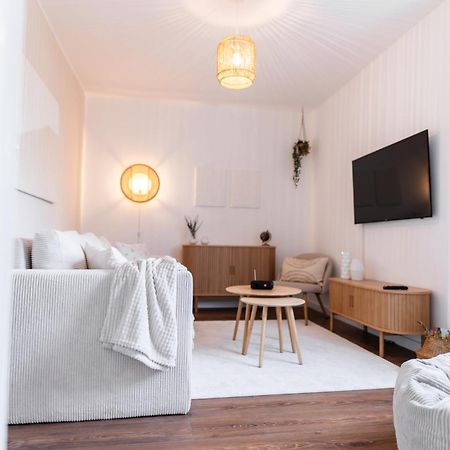 Mitten In Wolfsburg - Happyhome - 2 Zimmer, 6 Personen, Outletcenter, Autostadt, Vw-Nah, Parken 外观 照片