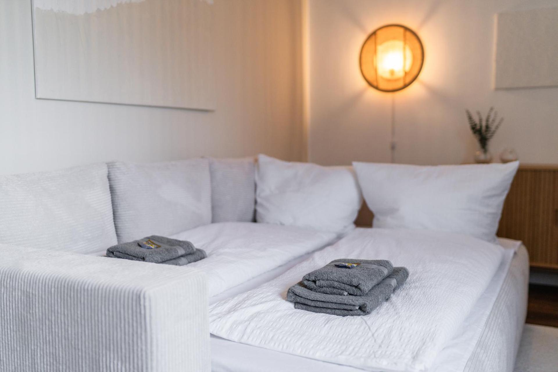 Mitten In Wolfsburg - Happyhome - 2 Zimmer, 6 Personen, Outletcenter, Autostadt, Vw-Nah, Parken 外观 照片